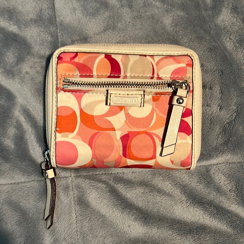COACH Daisy Signature Kaleidoscope medium wallet